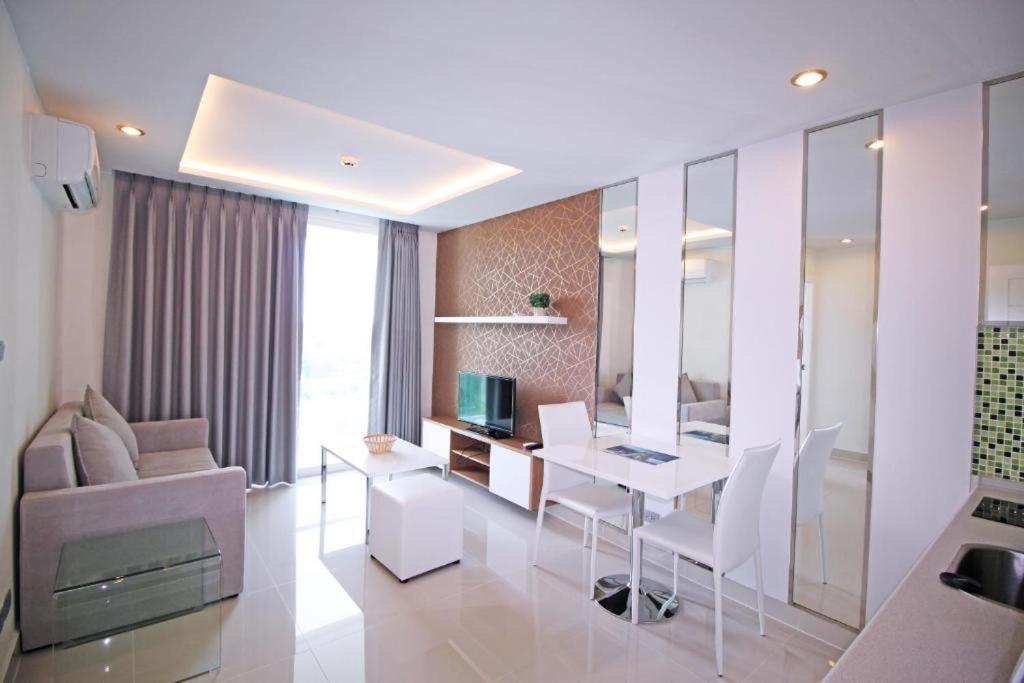 Amazon Residence By Pattaya Sunny Rentals Jomtien Beach Værelse billede