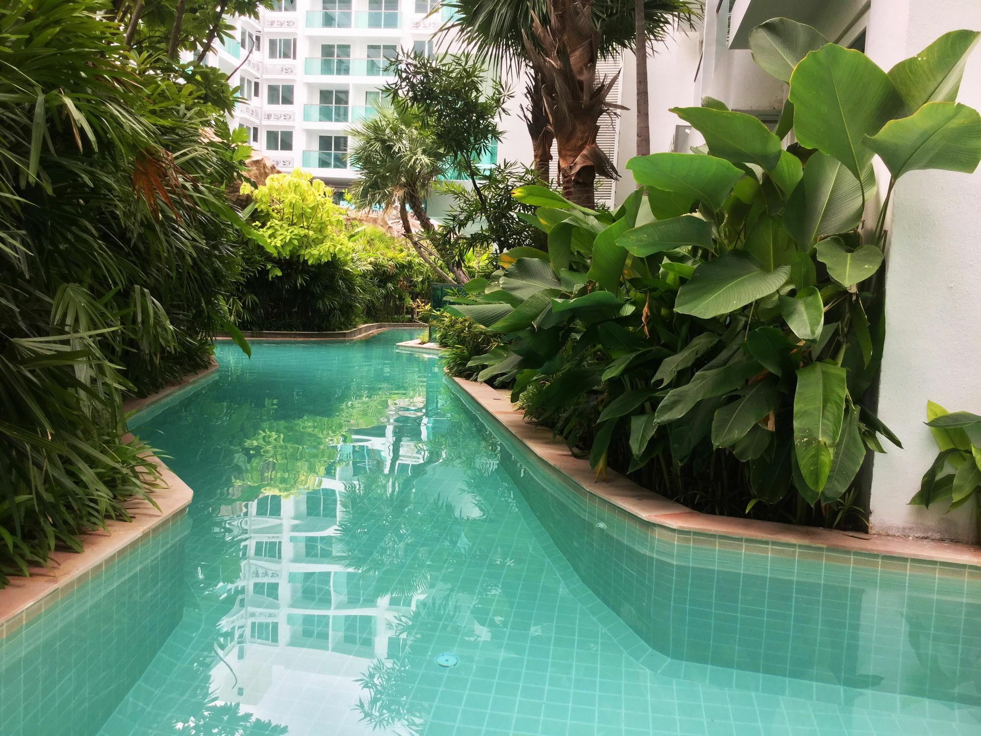 Amazon Residence By Pattaya Sunny Rentals Jomtien Beach Eksteriør billede