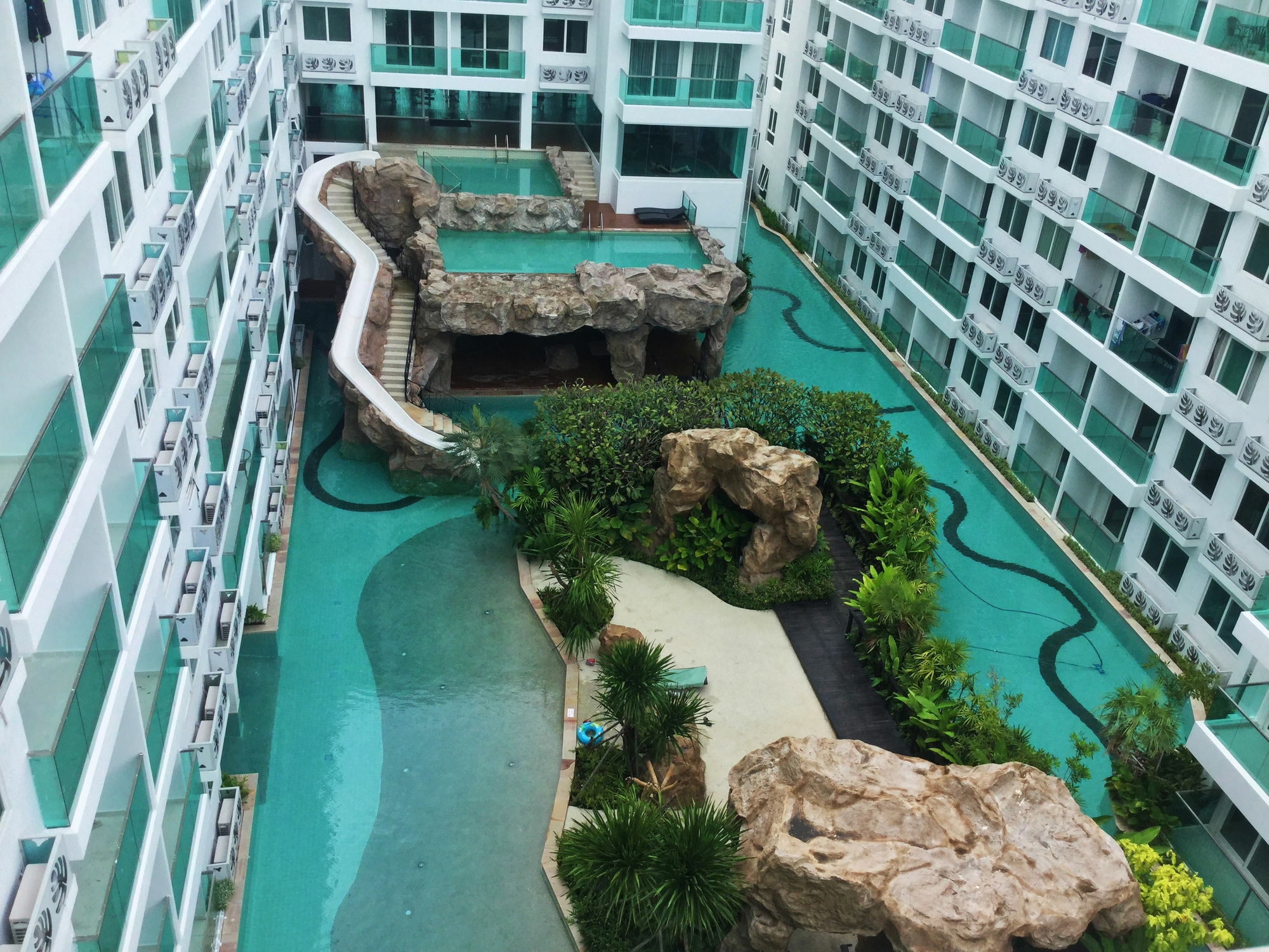 Amazon Residence By Pattaya Sunny Rentals Jomtien Beach Eksteriør billede